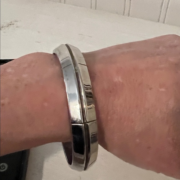 Heavy Vintage Stamped Sterling Silver Hinged Cuff Bracelet – Modernist
